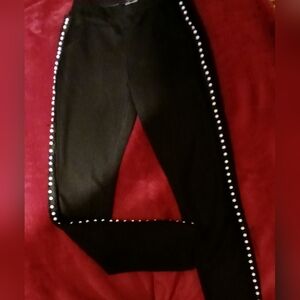 Kaylin beautiful pearl trim pants/leggings by Artex Fashions.